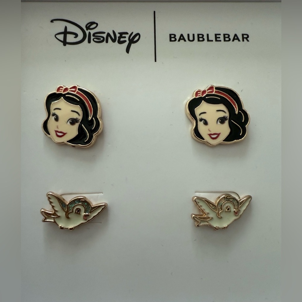 Disney BaubleBar Snow White set of stud Earrings NIB